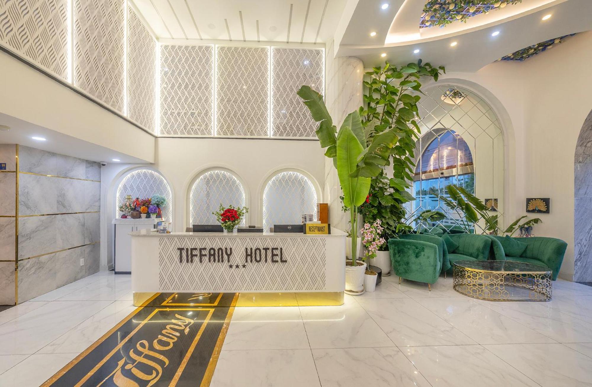 Tiffany Hotel & Restaurant Phan Thiết Esterno foto